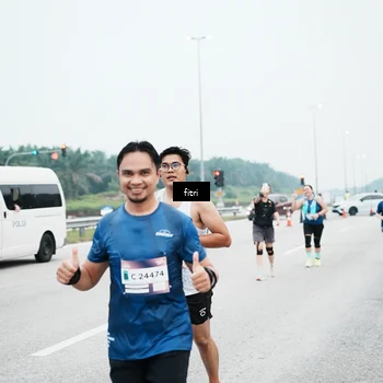 Runner Photo 7496286