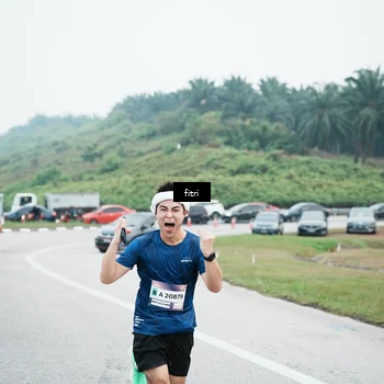 Runner Photo 7496301