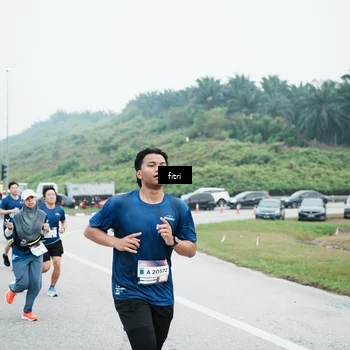 Runner Photo 7496306