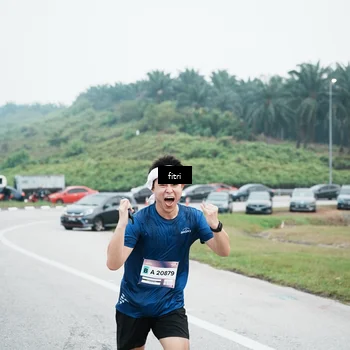 Runner Photo 7496308