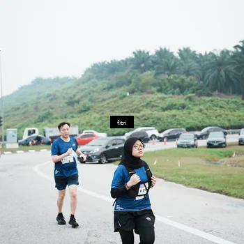 Runner Photo 7496310