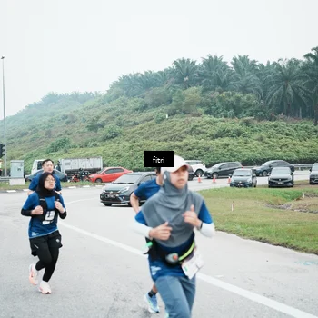 Runner Photo 7496311