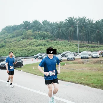 Runner Photo 7496329