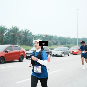 Runner Photo 7496335