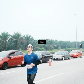 Runner Photo 7496337