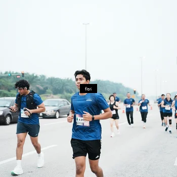 Runner Photo 7496342