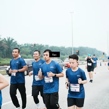 Runner Photo 7496350