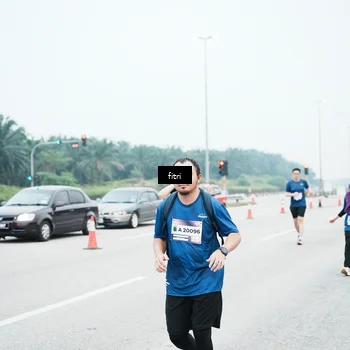 Runner Photo 7496356