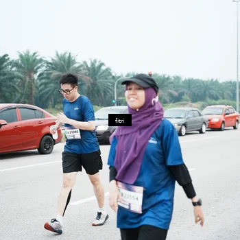 Runner Photo 7496379