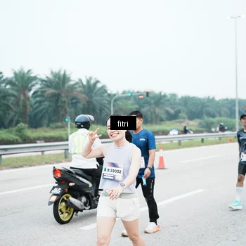 Runner Photo 7496399