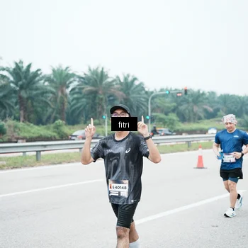 Runner Photo 7496406