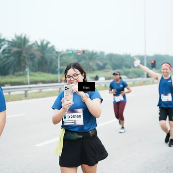 Runner Photo 7496413