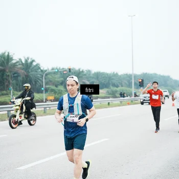 Runner Photo 7496420