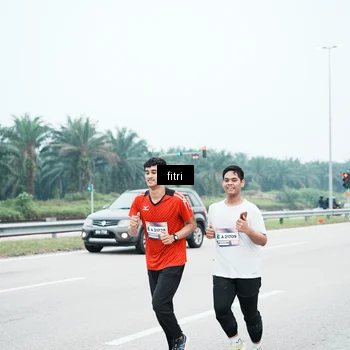Runner Photo 7496421