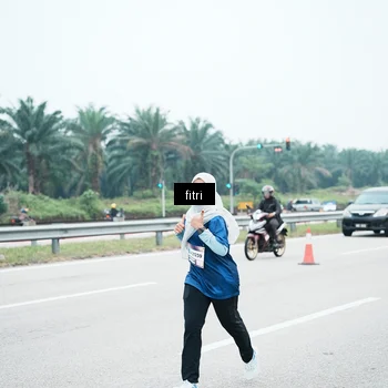 Runner Photo 7496427