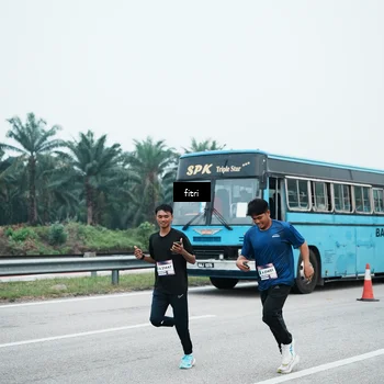 Runner Photo 7496445