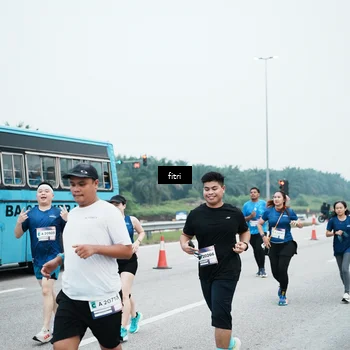 Runner Photo 7496447