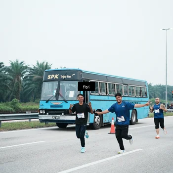 Runner Photo 7496464