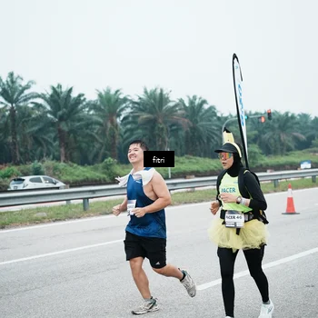 Runner Photo 7496473