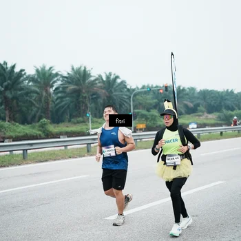 Runner Photo 7496475