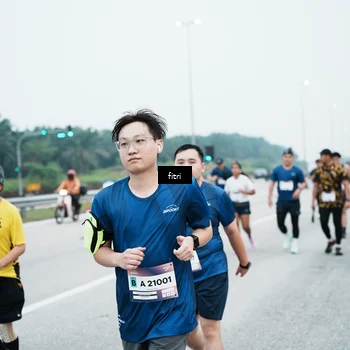 Runner Photo 7496483