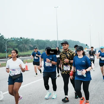 Runner Photo 7496493