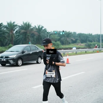 Runner Photo 7496500