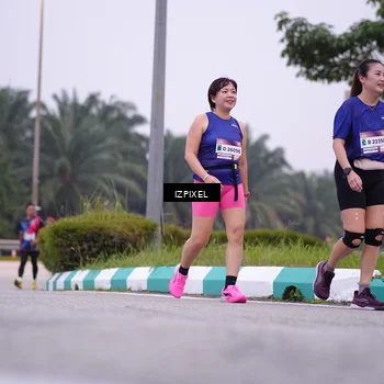 Runner Photo 7496501