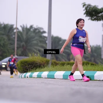 Runner Photo 7496505