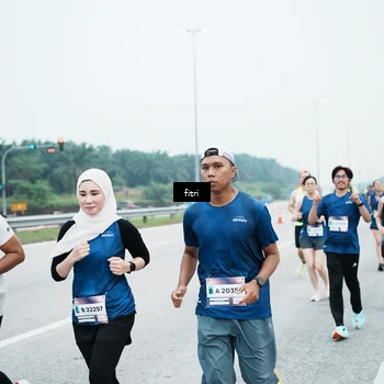 Runner Photo 7496534