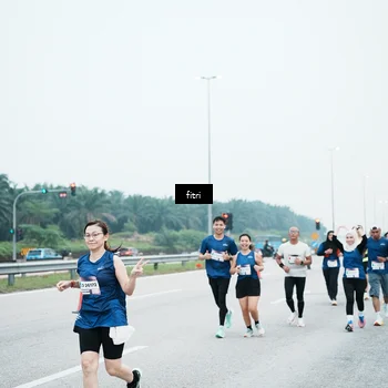 Runner Photo 7496536