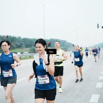 Runner Photo 7496538