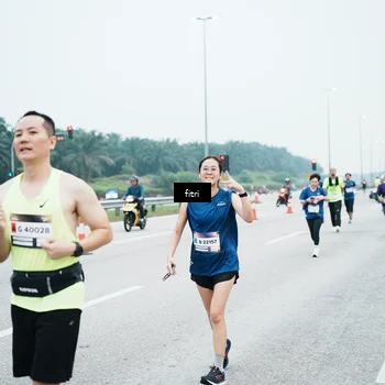 Runner Photo 7496543