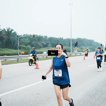 Runner Photo 7496555