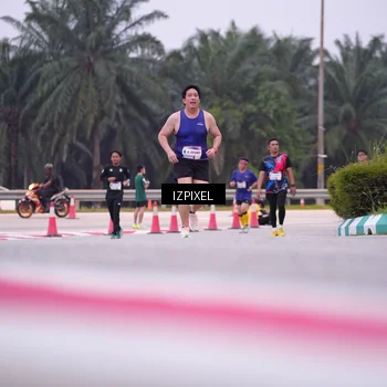 Runner Photo 7496558
