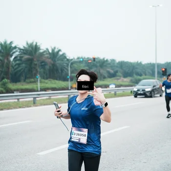 Runner Photo 7496565