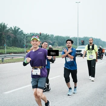 Runner Photo 7496568