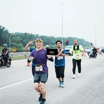 Runner Photo 7496569