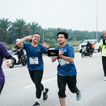 Runner Photo 7496572