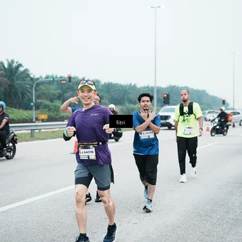 Runner Photo 7496574