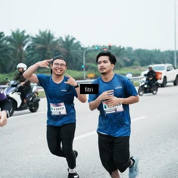 Runner Photo 7496576