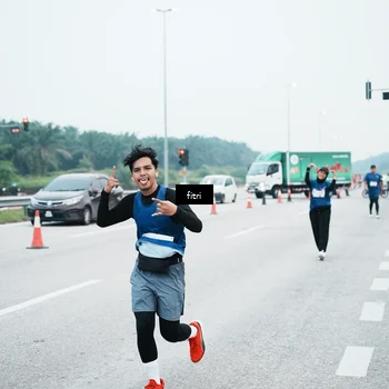Runner Photo 7496587
