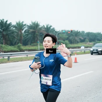 Runner Photo 7496588