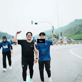 Runner Photo 7496595