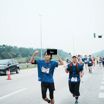 Runner Photo 7496609