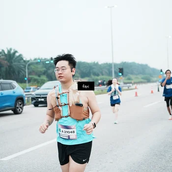 Runner Photo 7496610