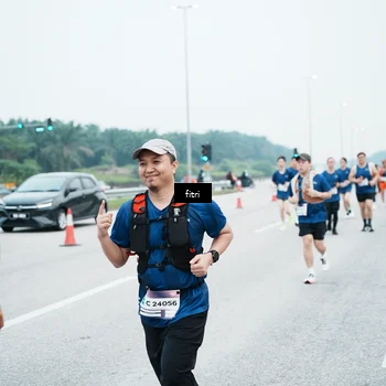 Runner Photo 7496614