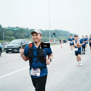 Runner Photo 7496630