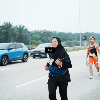 Runner Photo 7496642