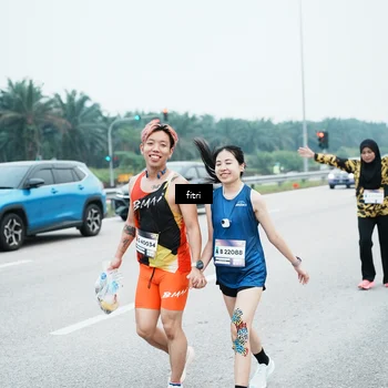 Runner Photo 7496646